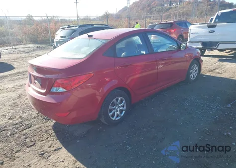 2013 Hyundai Accent Gls z USA, uszkodzony, nr VIN KMHCT4AE3DU516451